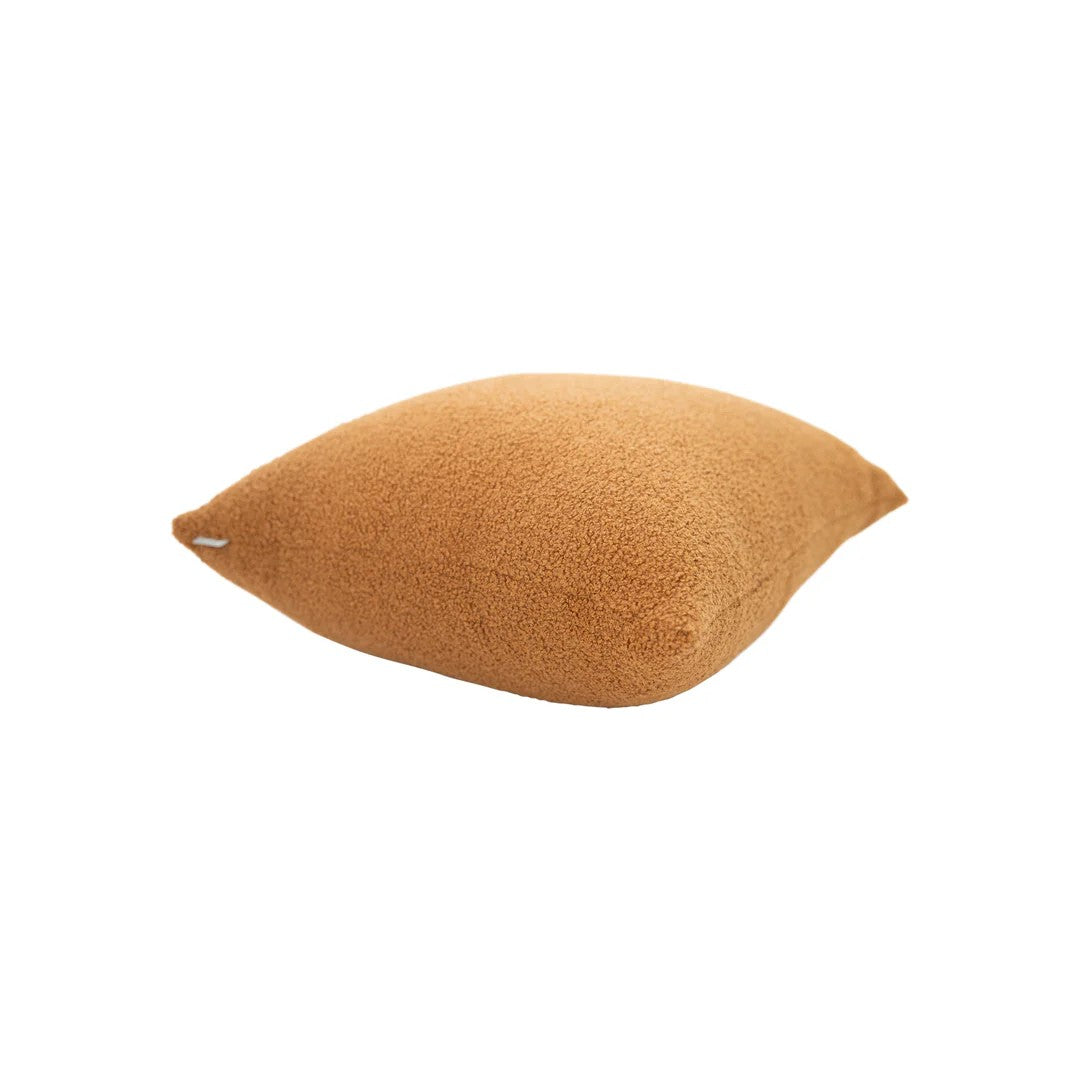 20X20 Pillow 7015