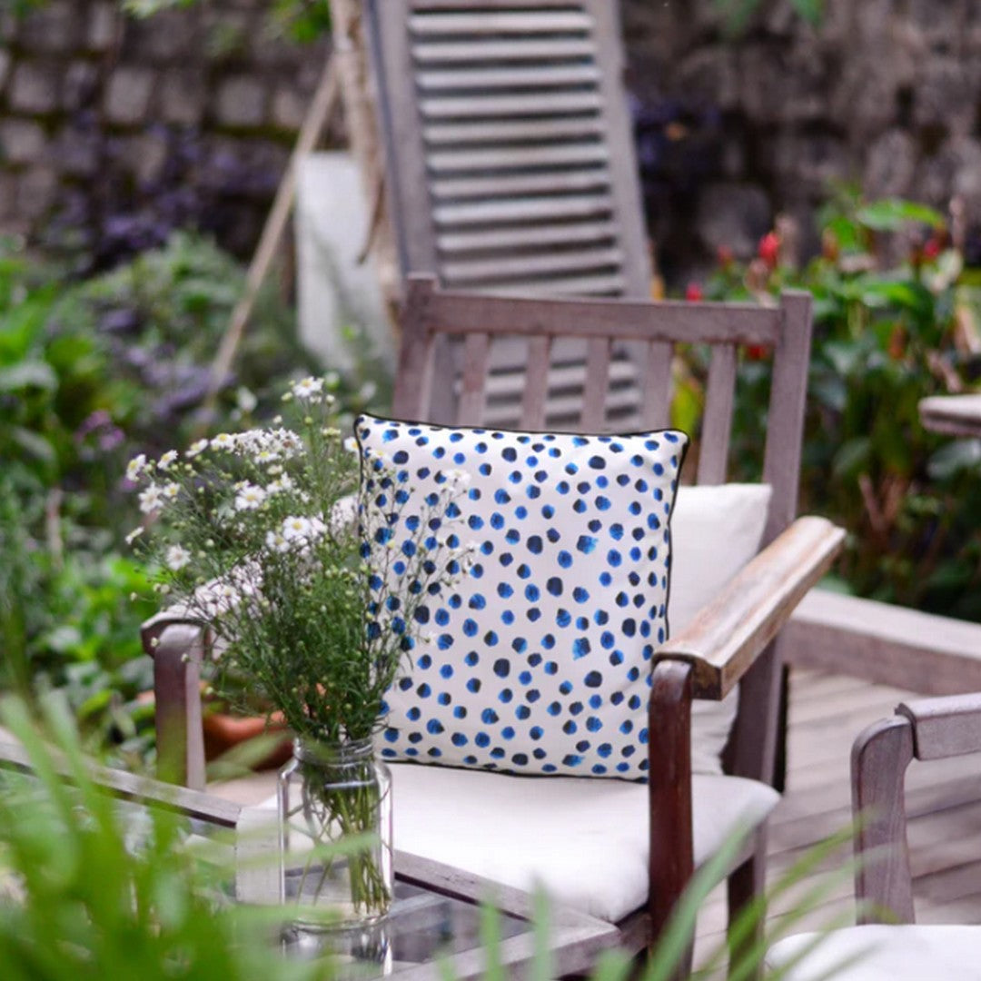 Lustra Indoor/Outdoor Pillow